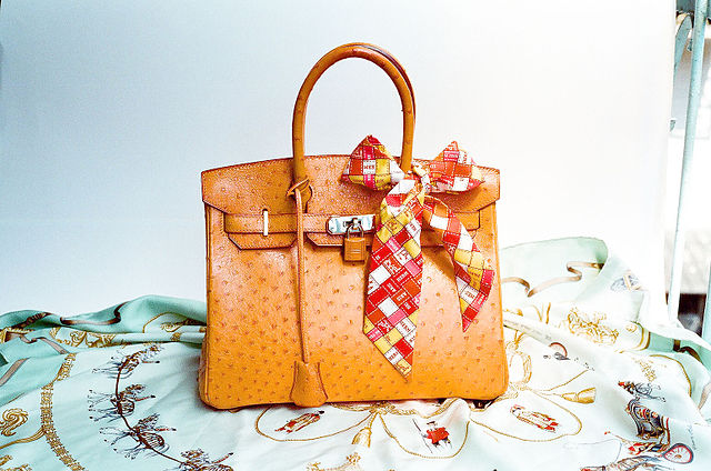 640px Hermes Birkin Bag med struts