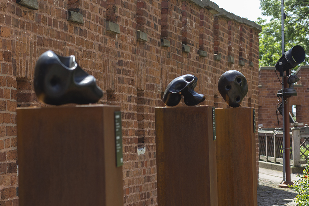 Beksinski. Skulpturer Dokumentation20sm&aring;