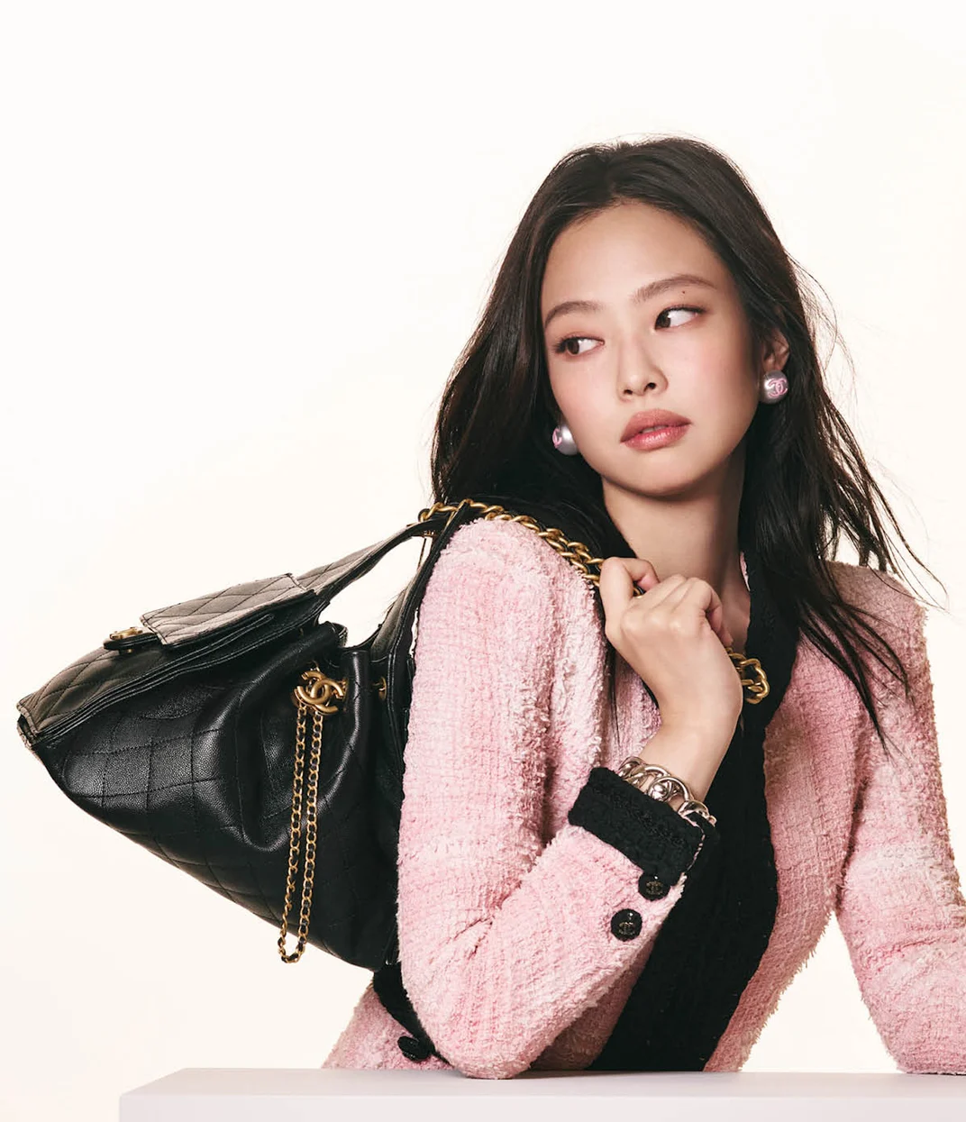 Dua Lipa och Jennie Chanel-kampanj 25