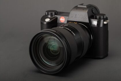 Leica Sl3 S vinklad vy