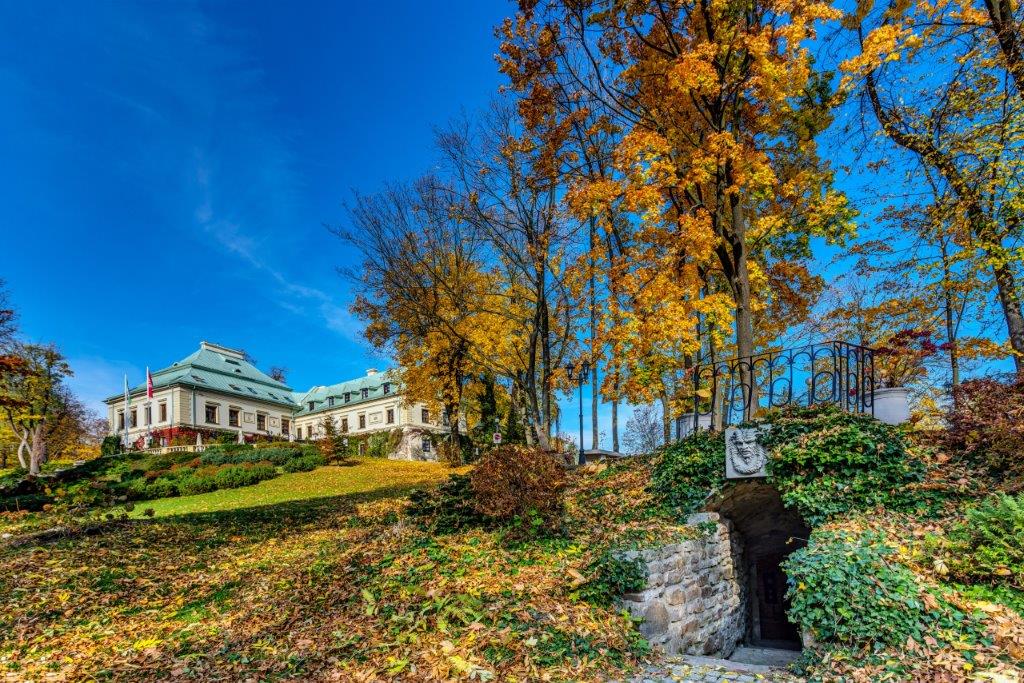 Odrowąż-palatset på hösten