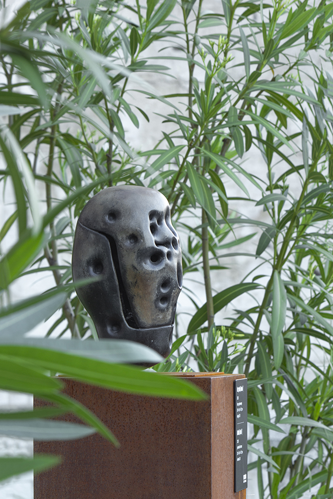 Beksinski.skulpturer Skymning19liten