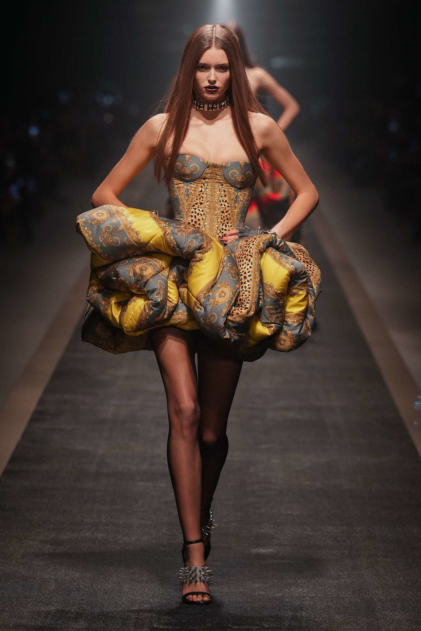 Senaste=Versace show