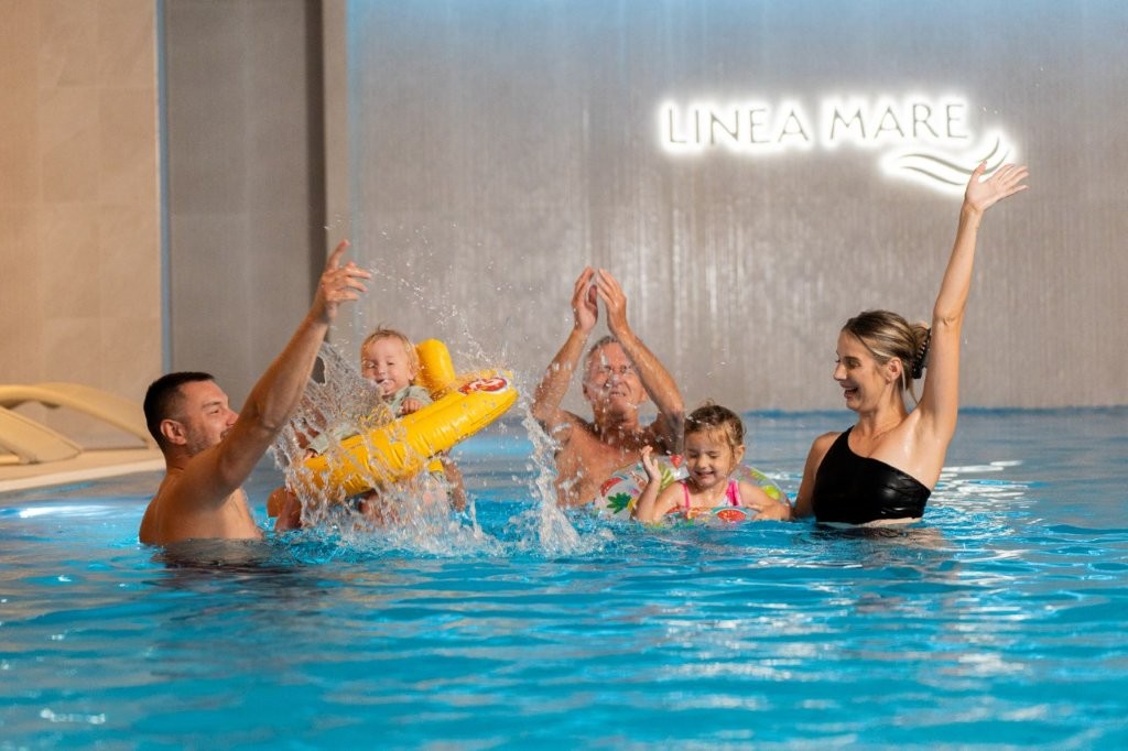 Linea Mare simbassäng