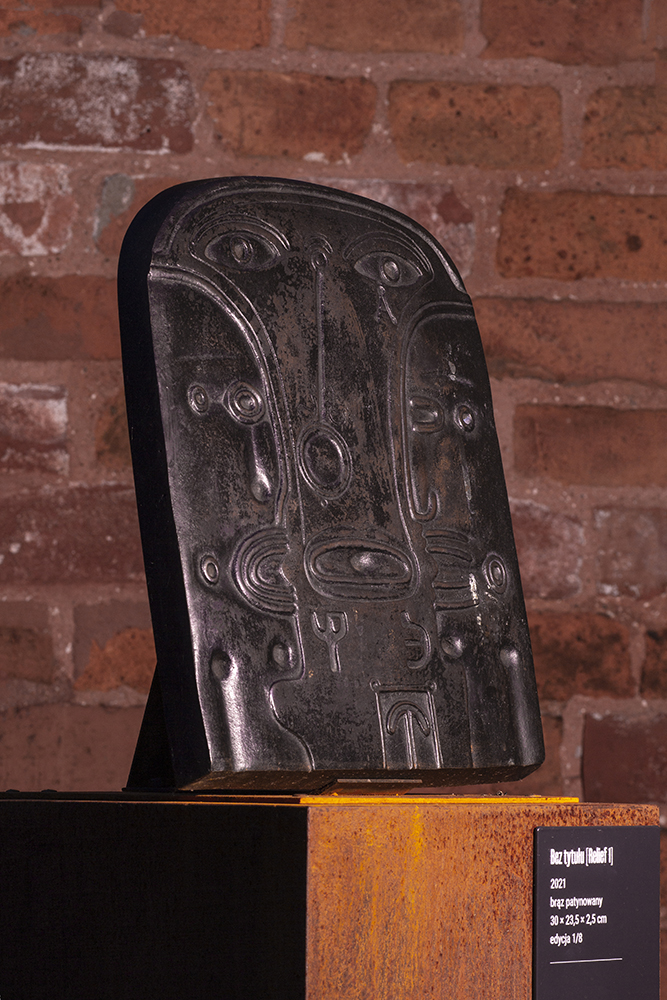 Beksinski.skymningsskulpturer68liten