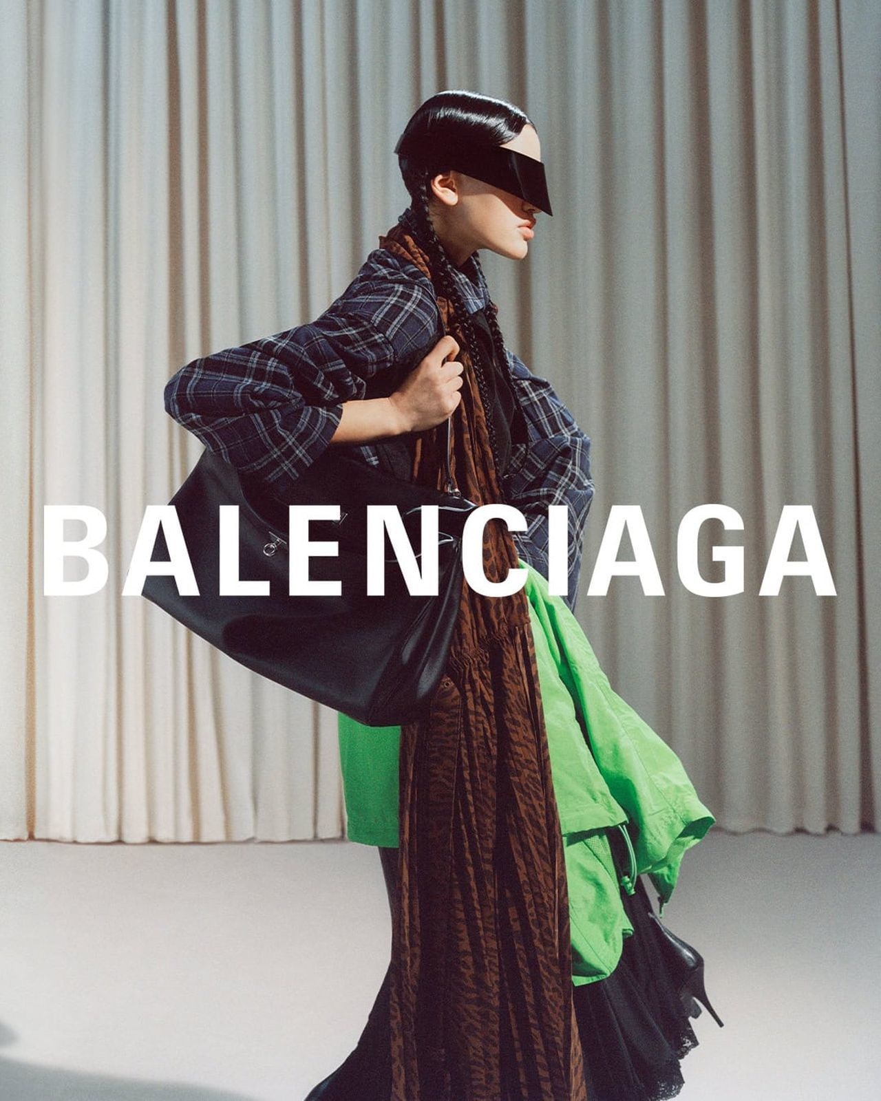 Balenciagas sommarkampanj6