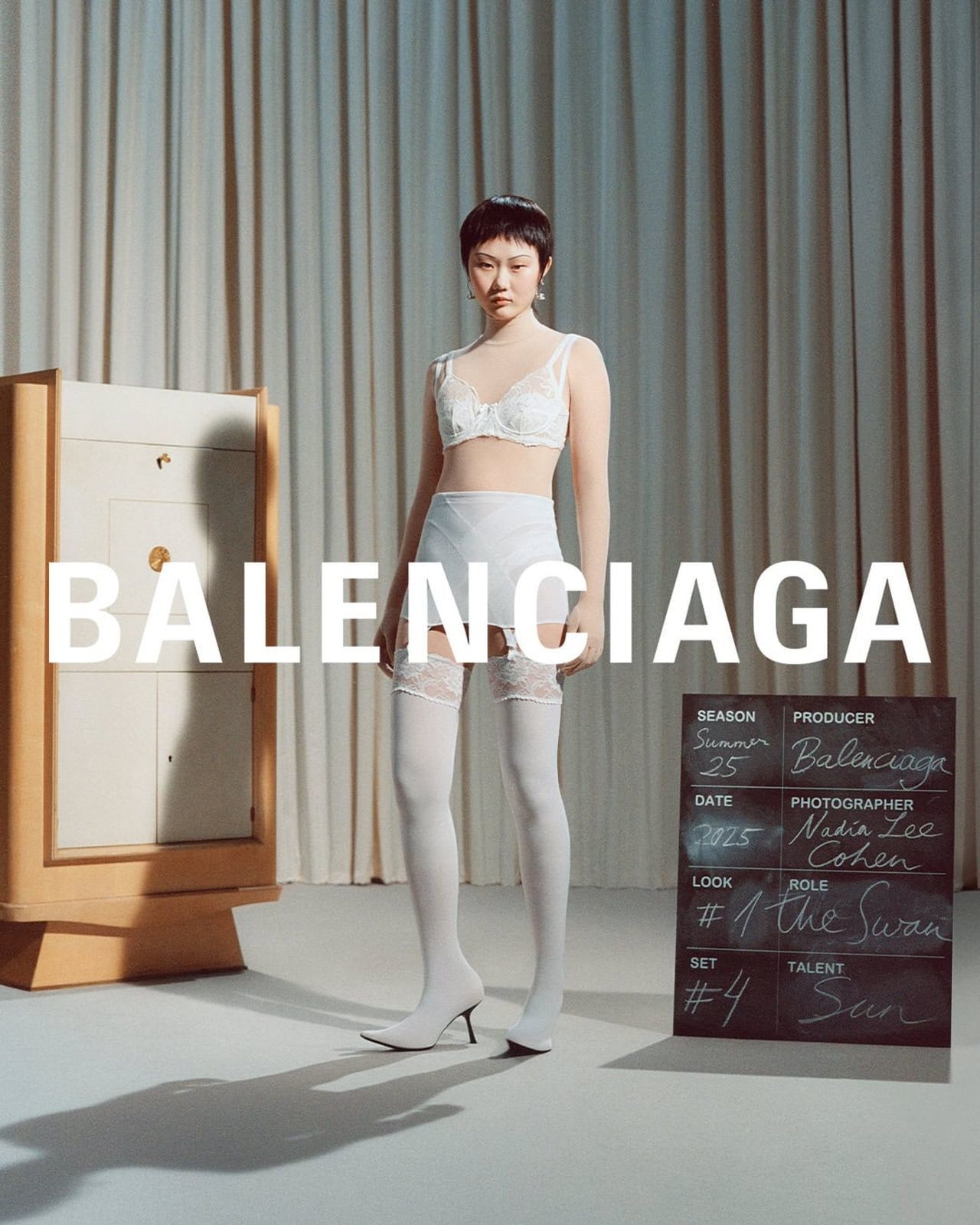 Balenciagas sommarkampanj7