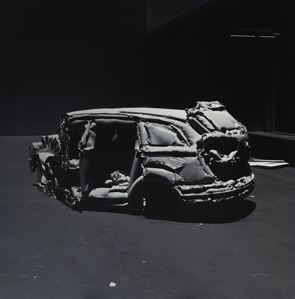Norman Leto, Cross-section Through a Car Made from Norman Fuss Digital Foam, Subjected to High Temperatures, 2009, Anpassad programvara, 3d, fotografiskt arkivtryck, duk