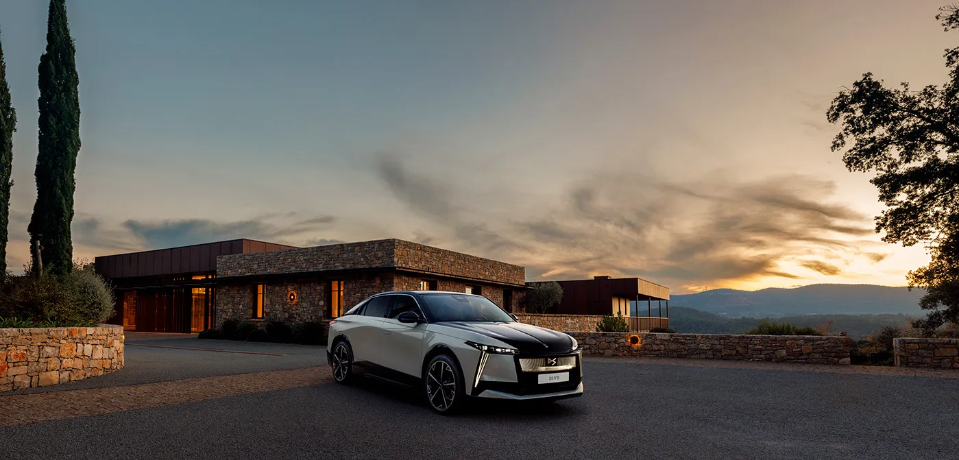 Ds N°8 Elektrisk Premium-Suv Med 750 Km Räckvidd Och Fransk Finess