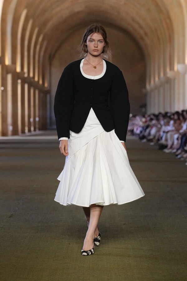 Minimalism P&aring; Tillbakag&aring;ng Jacquemus