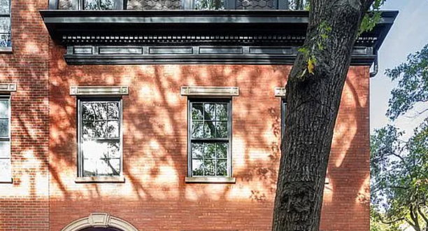 Amy Schumer S&auml;ljer Sitt Hus