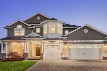 Hyperautomation i premiumresidens Ett panel hela huset