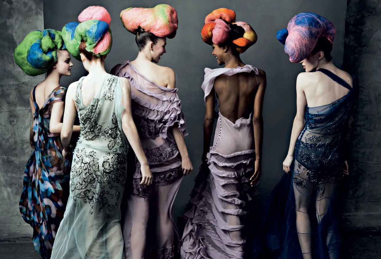 15 bästa looks av John Galliano