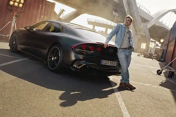 Brad Pitt och Mercedes Amg2